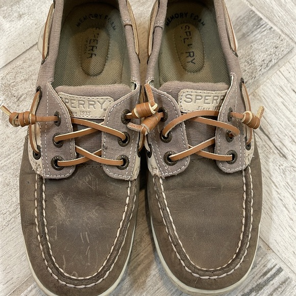 Sperrys - Picture 2 of 5